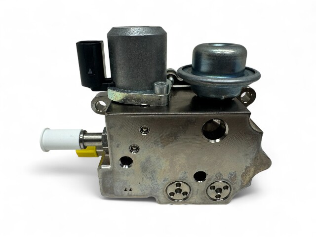 中古★ ミニ クーパーS 高圧ポンプ★13517592429 SV16 Mini Cooper S High Pressure Fuel Pump N18 HPFP 13517592429 New OEM