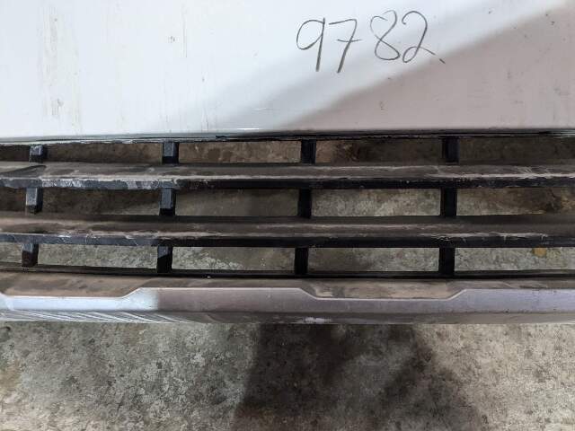 19-23 OEM BMW G05 X5 Front Bumper Cover w/ Griiles & Lower