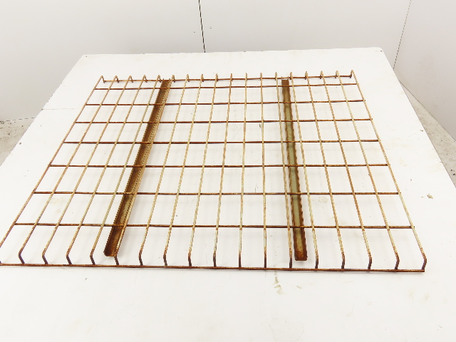 Lyon bulk storage heavy duty waterfall wire decking  36"wide x 30"deep