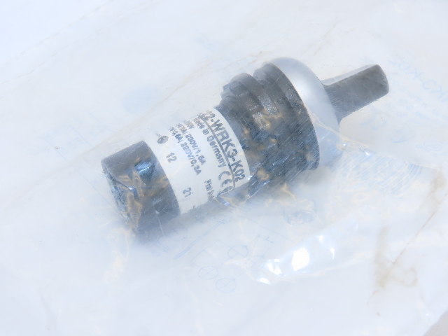 Eaton C22-WRK3-K02 3 Position Maintain Rotary Selector Switch 60deg 2NC BLK&WHT