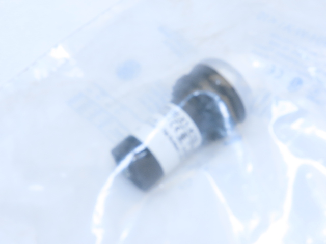 Eaton C22-DRH-W-X1-K10 Pushbutton Non-Illuminated Maintained White X1 Etch