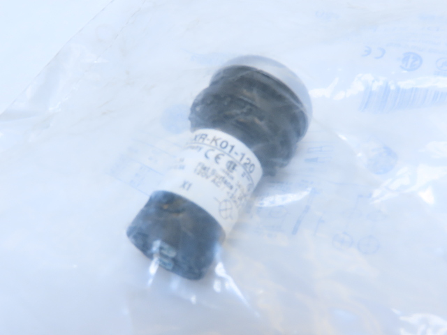 Eaton C22-DL-XR-K01-120 Pushbutton Illuminated Momentary Red No Lense