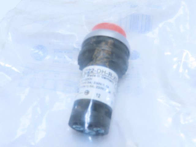 Eaton C22-DH-R-X0-K02 Compact Pushbutton Non-Illuminated Momentary Red X0 Etch