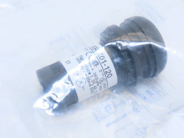 Eaton C22S-DRL-XR-K01-120 Pushbutton Illuminated Maintained Red No Lense