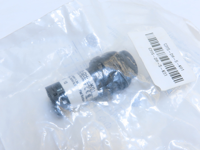 Eaton C22S-DH-S-K01 Compact Pushbutton Non-Illuminated Momentary Black Extended