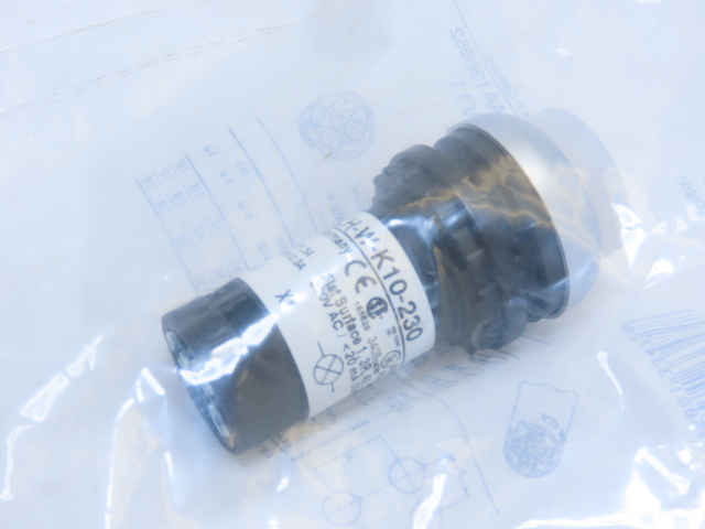 Eaton C22-DLH-W-K10-230 Pushbutton Illuminated Momentary White Button Extend 1NO