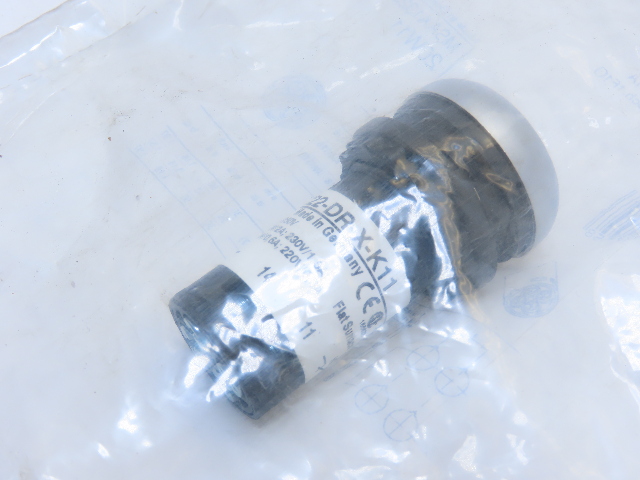 Eaton C22-DR-X-K11 Compact Pushbutton Non-illuminated Maintain No button 1NO 1NC