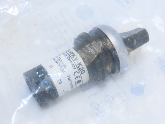Eaton C22-WKV-K20 2 Position Rotary Selector Switch Momentary 2NO BLK&WHT