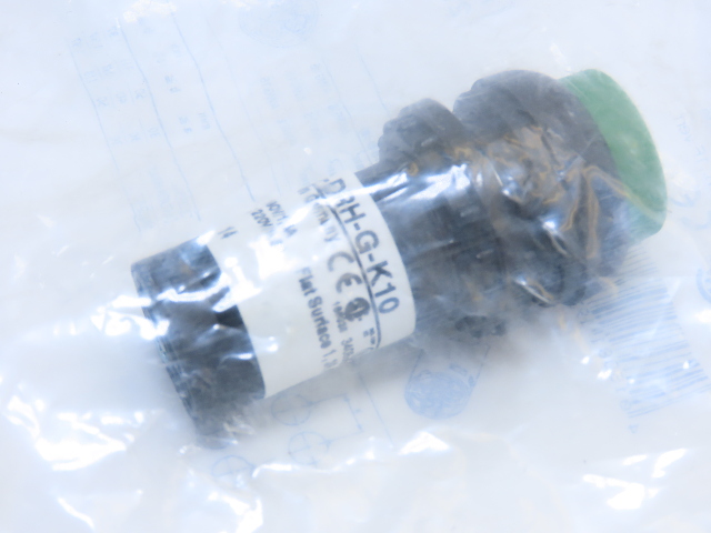 Eaton C22S-DRH-G-K10 Compact Pushbutton Maintained Non-illuminated Green Button