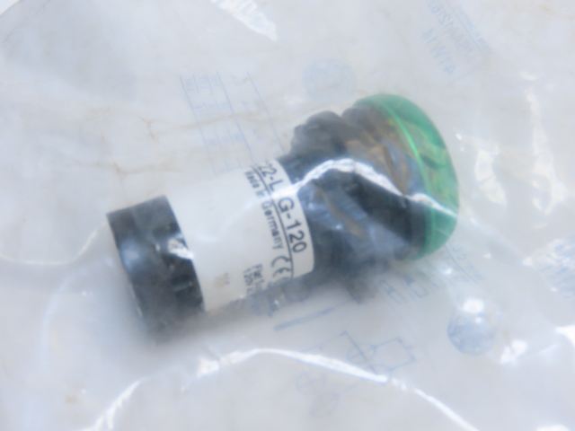 Eaton C22-L-G-120 Button Indicating Light Green Illuminated LED 120 V