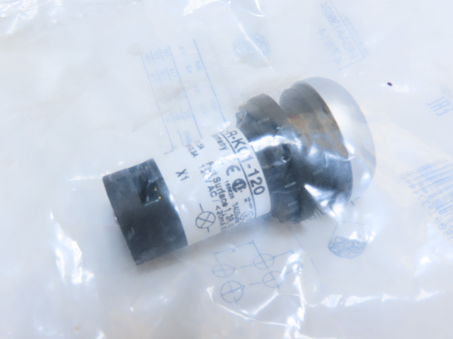 Eaton C22-DL-R-K01-120 Pushbutton Switch Illuminated Momentary Red 1NC 120V