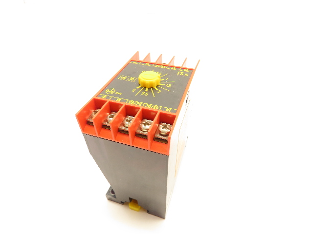 CDC TS15 .5-30 Second Timing Relay 110-220VAC