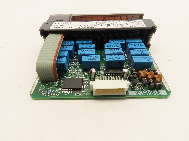 Allen Bradley 1746-OW16 SLC 500 Output Module Ser C Relay