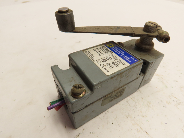 SQUARE D LIMIT SWITCH 9007C54B2 SERIES A W/TYPE B OPERATING HEAD EA2S Roller Arm