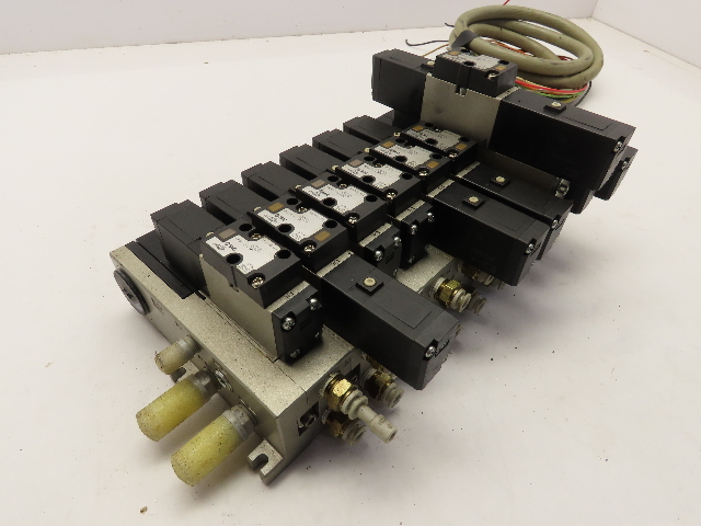 SMC VFS2100 2200 2400 2600-5FZ Pneumatic 9-Valve Bank 24vdc Coils 1/4" Npt Ports