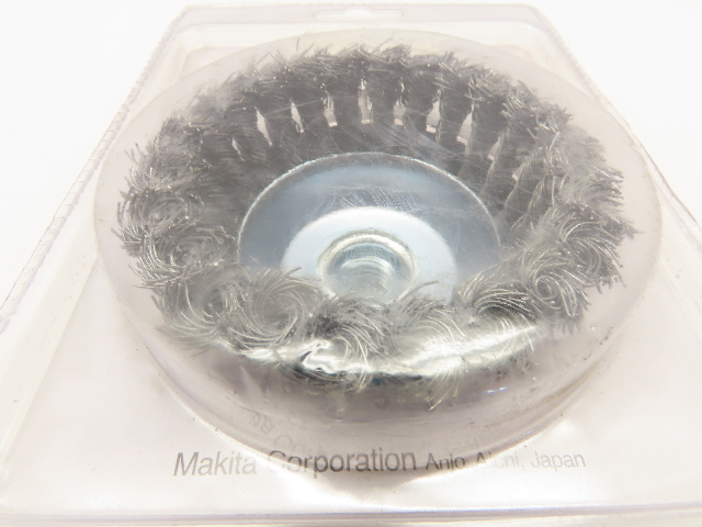 Makita D-55326 4"x 5/8"-11UNC Banded Knotted Wire Cup Brush For Grinders