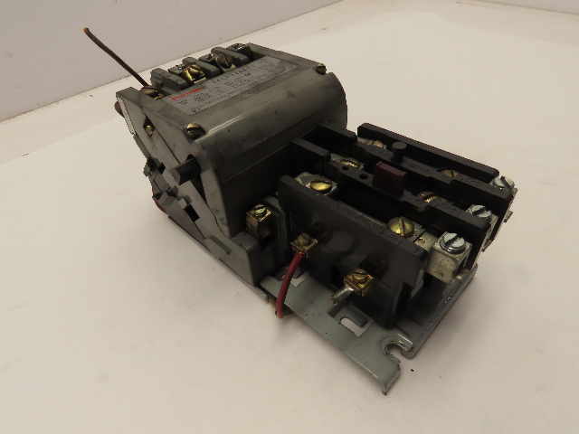 Furnas 14EP32AA71 Nema Size 1-3/4 Motor Starter 40 amps 120v Coil E60 Overloads