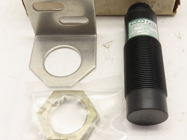 Peco Controls RLP305A1 2076 30mm Round Logic/Proximity Sensor All Metal DC