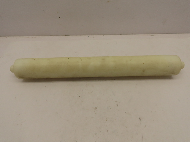 2.75" Diameter UHMW Polyethylene Plastic Rod Stock 20-3/4" Long