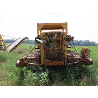 International Dresser TD25C Dozer For Parts Tracks Undercarriage Transmission