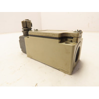 OMRON D4B-2515N LIMIT SWITCH W/D4B-0010N  ROLLER LEVER