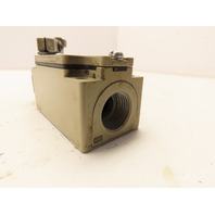 OMRON D4B-2515N LIMIT SWITCH W/D4B-0010N  ROLLER LEVER