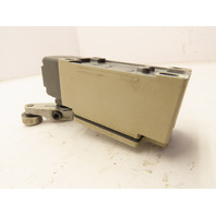 OMRON D4B-2515N LIMIT SWITCH W/D4B-0010N  ROLLER LEVER