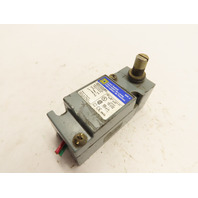 SQUARE D LIMIT SWITCH 9007C54B2 SERIES A W/TYPE B OPERATING HEAD