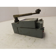 SQUARE D LIMIT SWITCH 9007C54B2 SERIES A W/TYPE B OPERATING HEAD EA-1 Roller Arm
