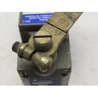 SQUARE D LIMIT SWITCH 9007C54B2 SERIES A W/TYPE B OPERATING HEAD EA2S Roller Arm