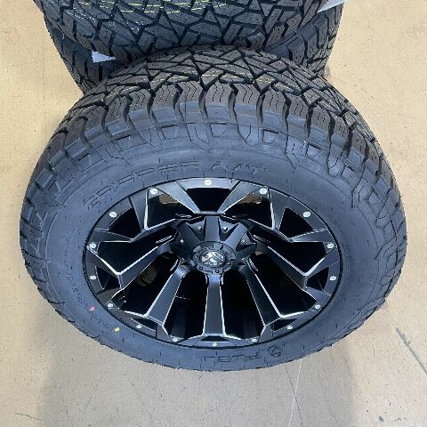 jeep ホイール 20x10 Fuel D546 Assault Black Wheels 35