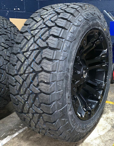 20x10 Fuel D560 Vapor Black Wheels 285/55R20 AT Tires 5x5 Jeep