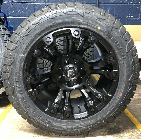 20x10 Fuel D560 Vapor Wheels 285/55R20 32