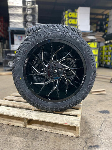 モモたん ディフェンダータイヤ 275/45 R22 希少 正規品】ランドローバー ディフェンダー 純正 22in 9J +43 PCD120