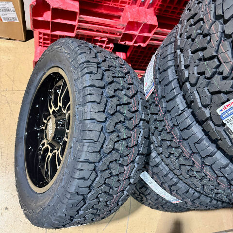 20x9 Black Moto Metal MO810 Legacy Wheels 33 AT Tires 6x5.5 Chevy